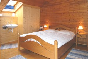 Typically Salzkammergut: comfortable living with much wood